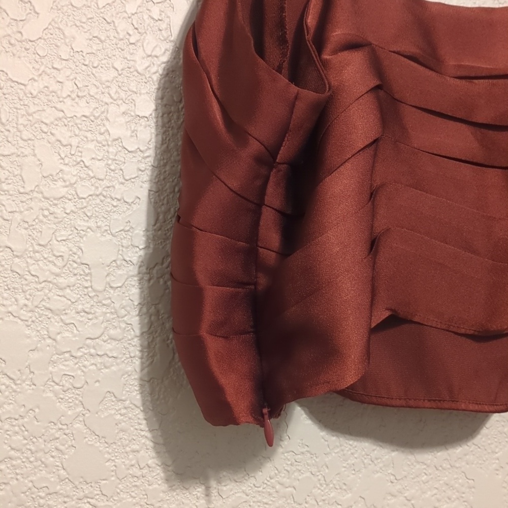 Express rust satin ruffled twist detail cropped sleeveless camisole blouse - Picture 4 of 8